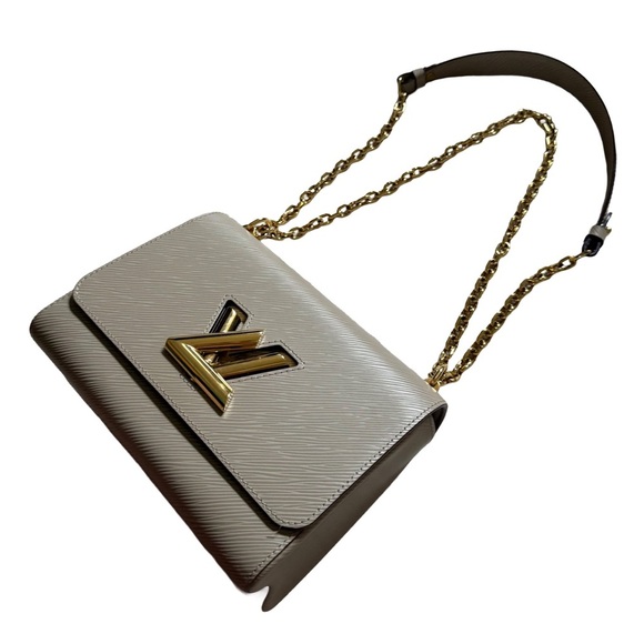 LOUIS VUITTON TAN “TWIST MM” EPI LEATHER CROSSBODY/SHOULDER BAG W/ GOLD HARDWARE - Picture 4 of 15